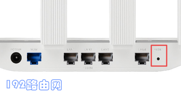 按住RESET复位孔2秒以上,就可以把WS5200恢复出厂设置